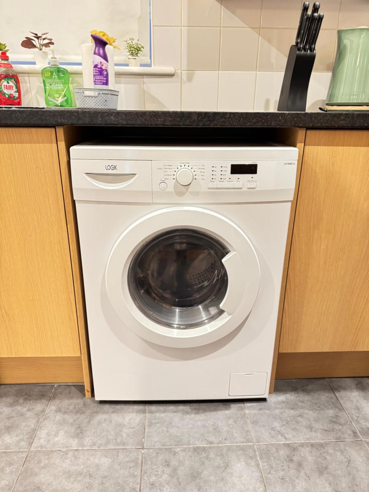 The Vogue Stay, 3 Bedrooms, 2 Bathrooms, Ideal For Jr & Oxford Hospitals, Free Carpark, Conveniently Located For Ring Road Access, 2 Miles From Oxford City Centre Easy Car & Bus Route ภายนอก รูปภาพ
